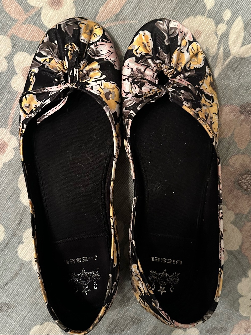 Diesel Floral Knot Ballet Flats - Black & Yellow